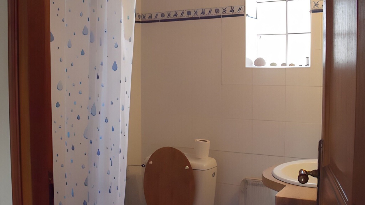 Photo of Bathroom in Corn