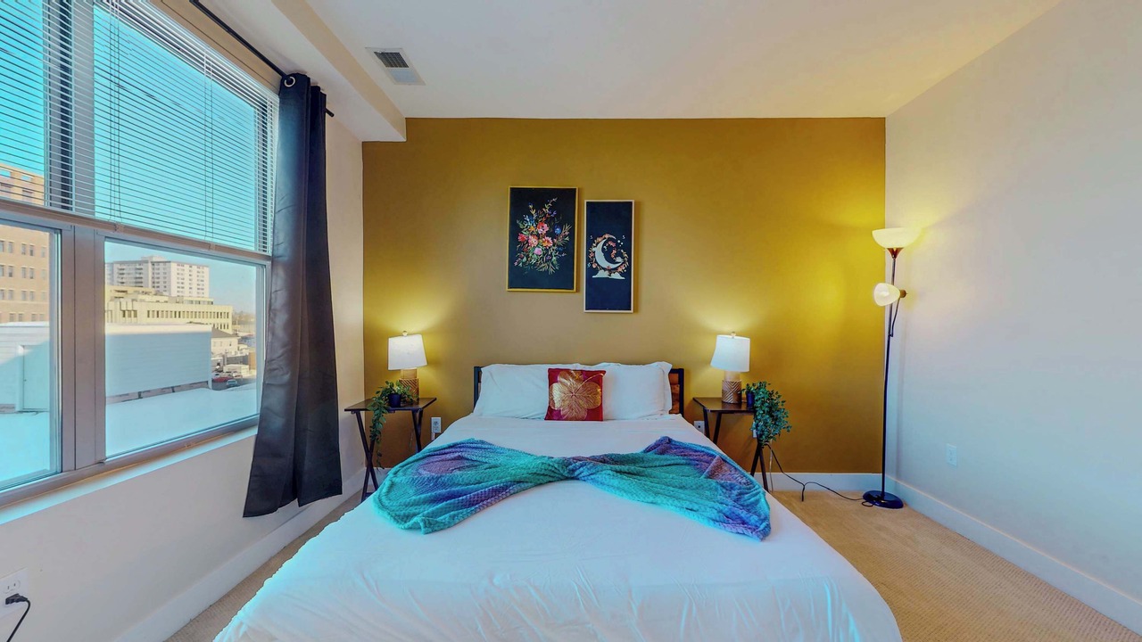 Photo of Bedroom in Downtown