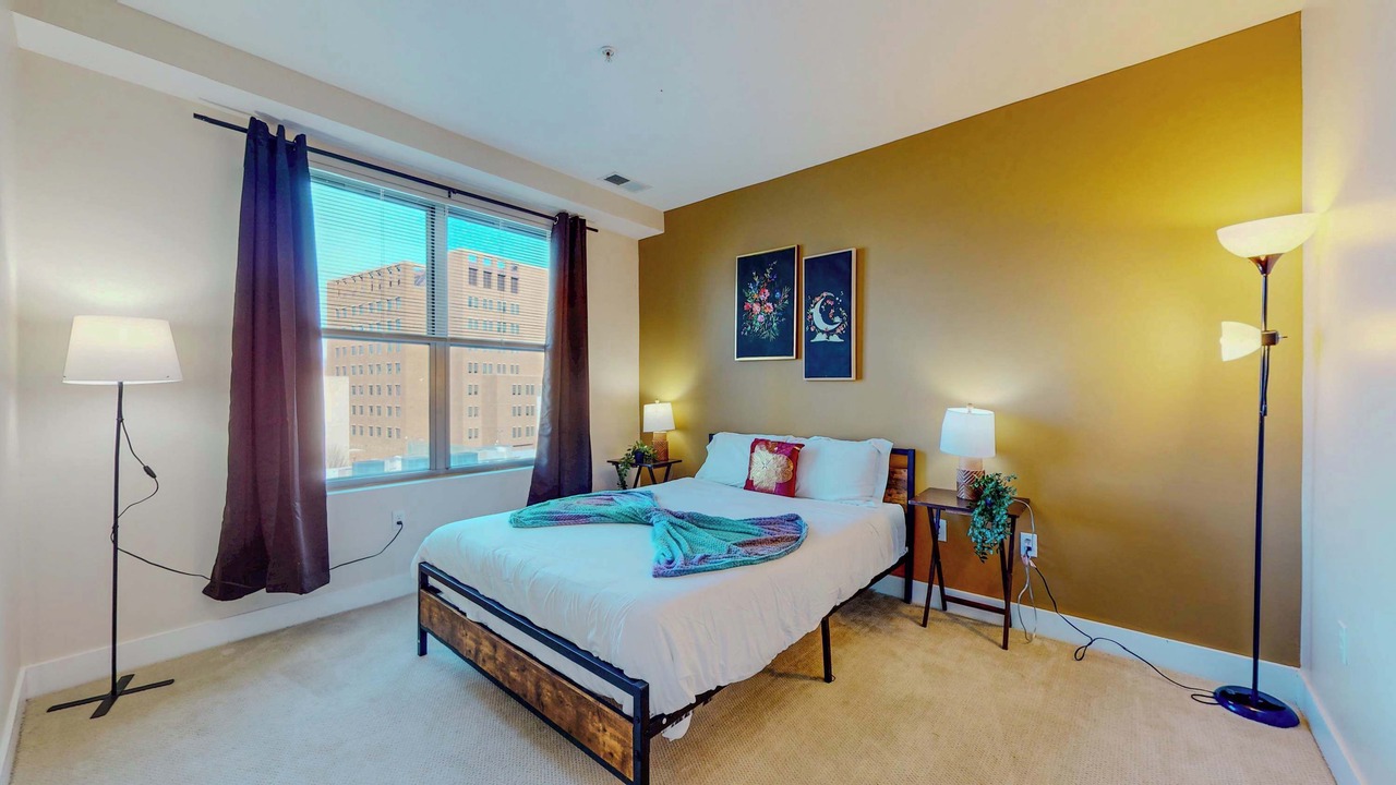 Photo of Bedroom in Downtown