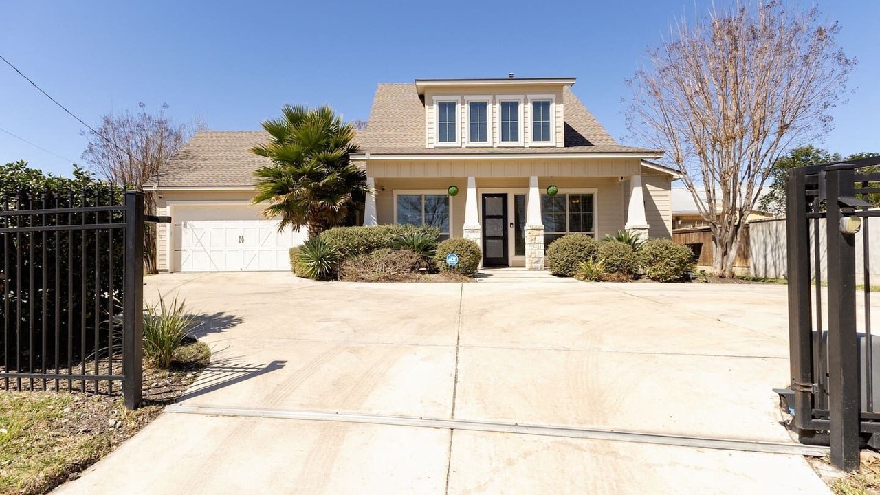 Photo of Outdoor in Oak Park - Northwood