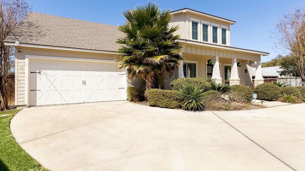 Photo of Outdoor in Oak Park - Northwood