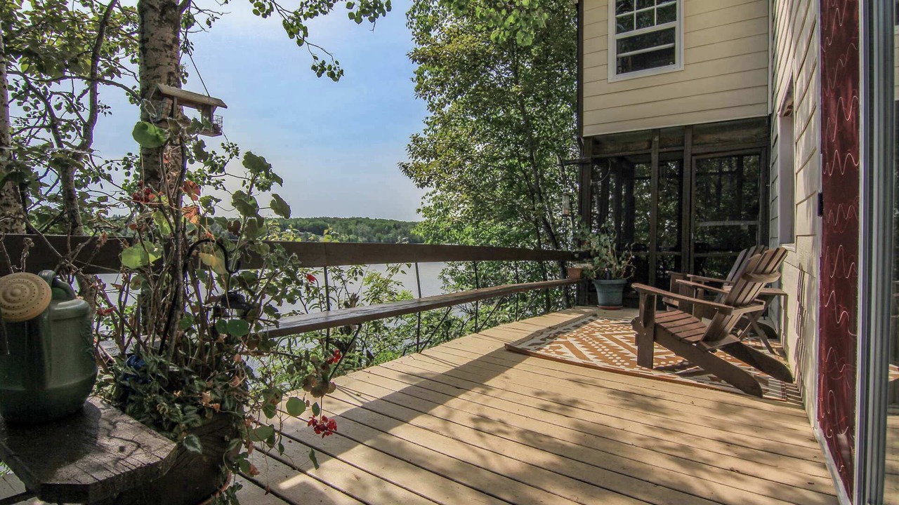 Photo of Patio Balcony in Saint-Felix-d'Otis