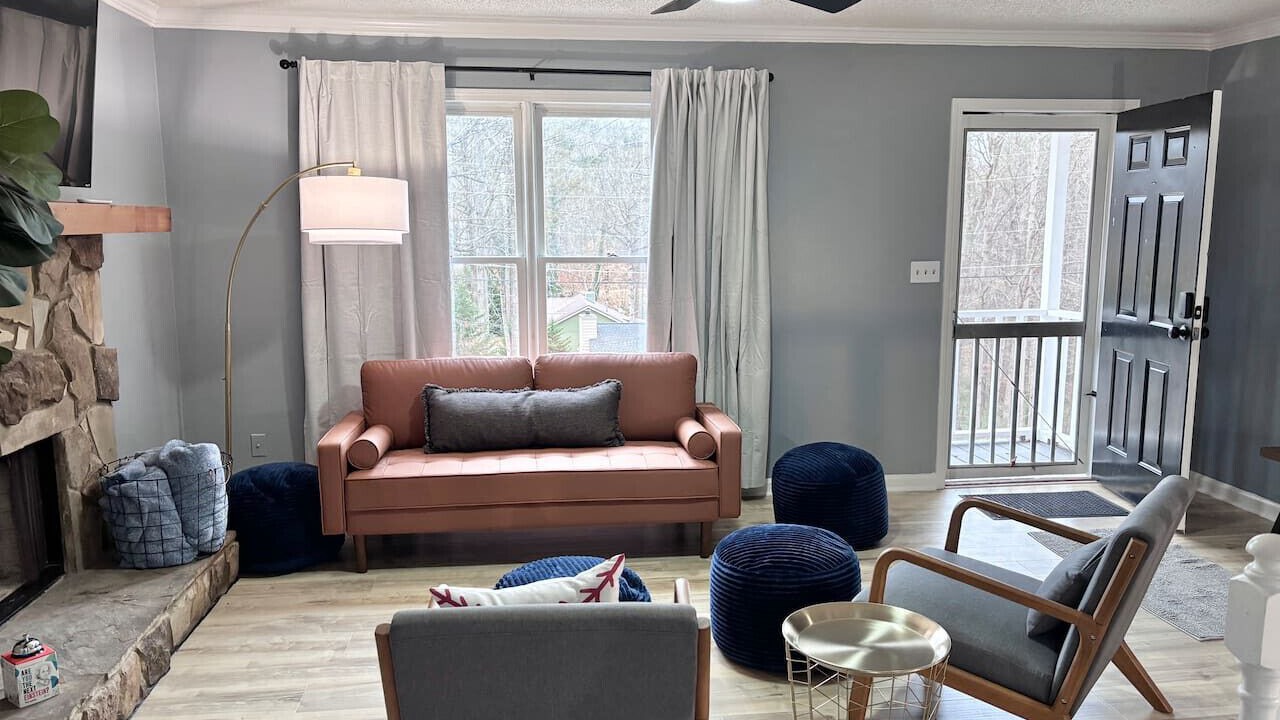 Photo of Livingroom in Cartersville