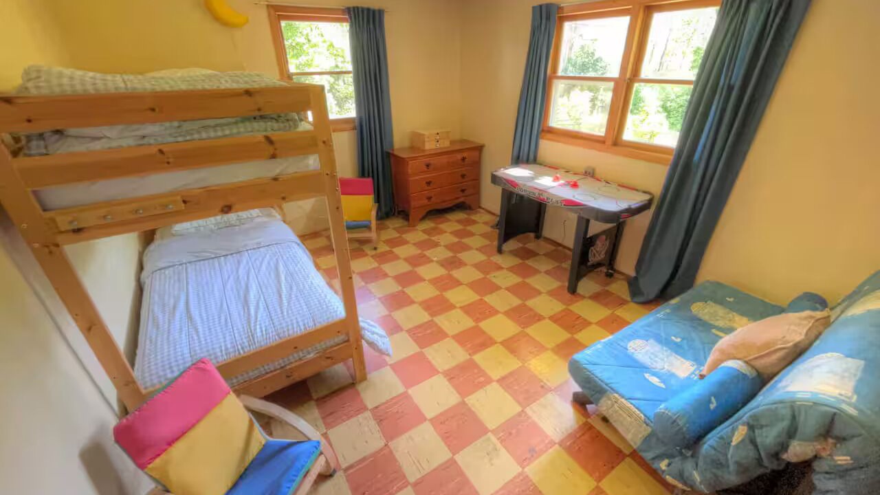 Photo of Bedroom in Rideau Lakes