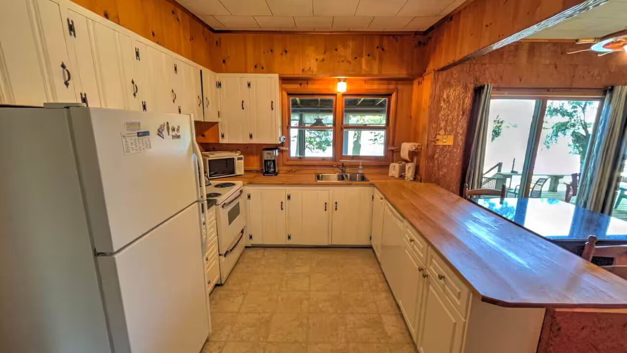 Photo of Kitchen in Rideau Lakes