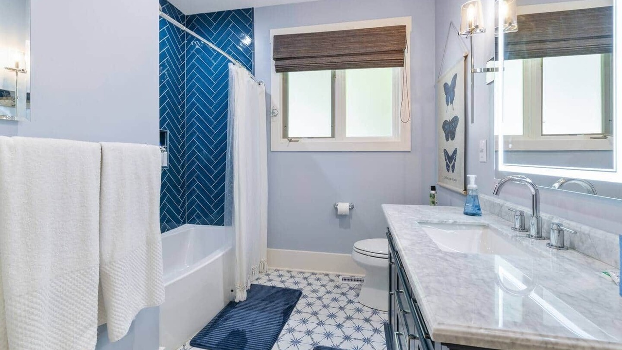 Photo of Bathroom in Seneca