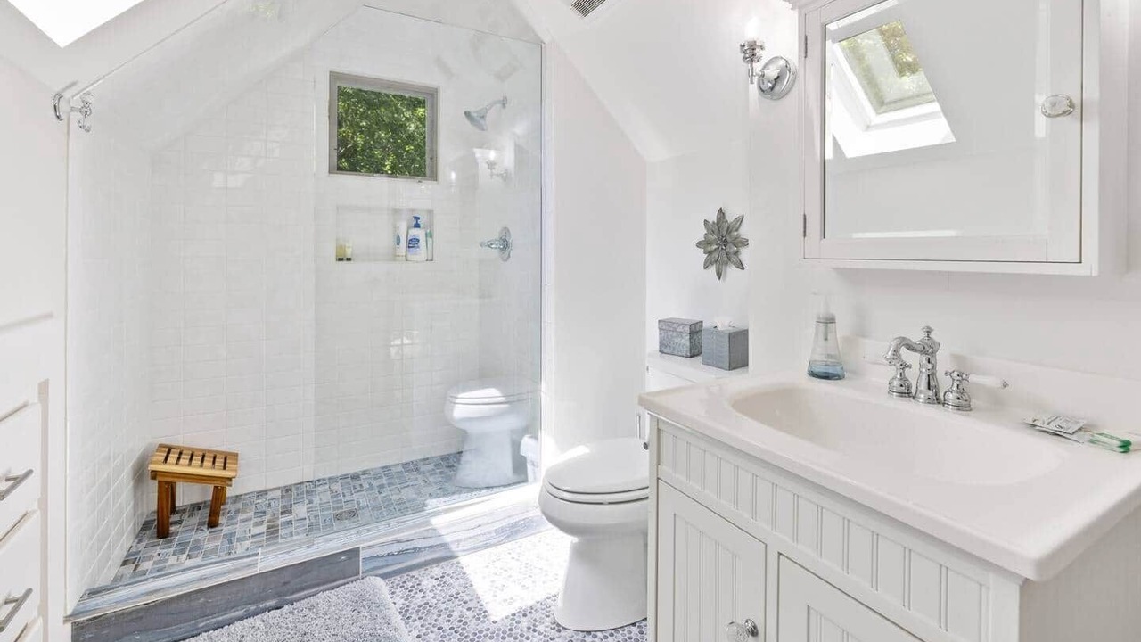Photo of Bathroom in Seneca