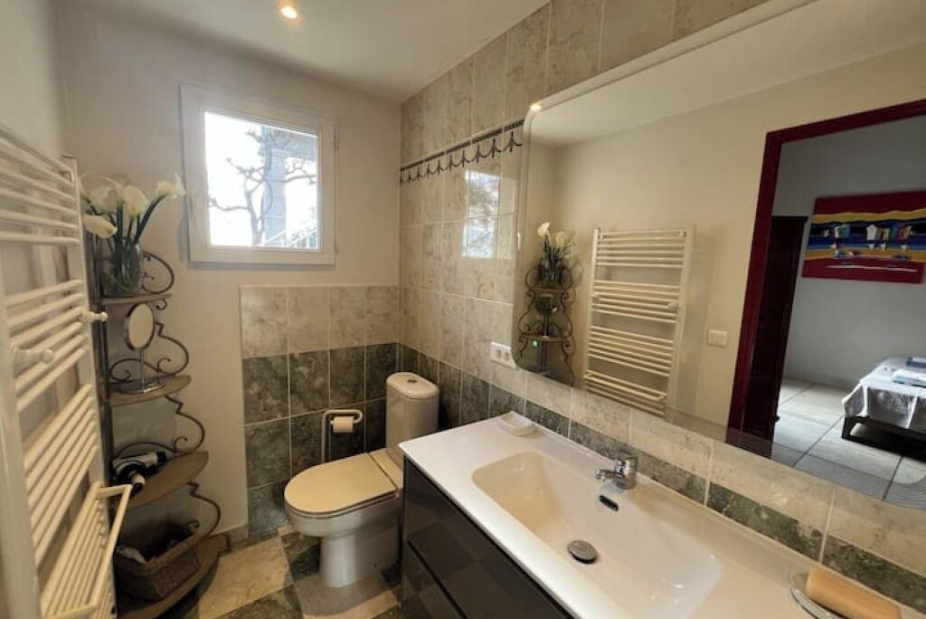 Photo of Bathroom in Savasse