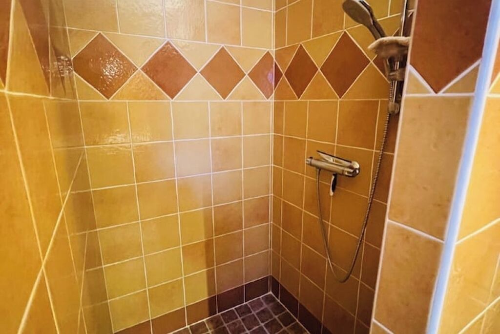 Photo of Bathroom in Savasse