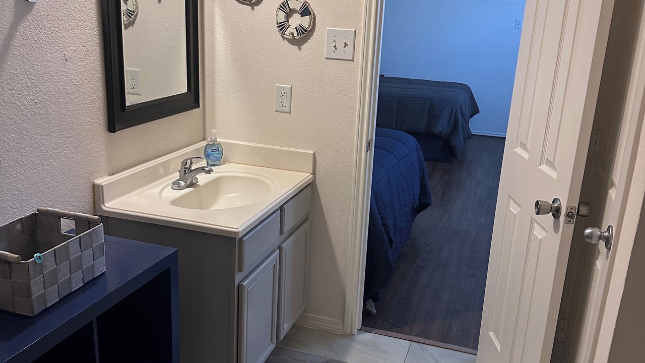Photo of Bedroom in Clodine