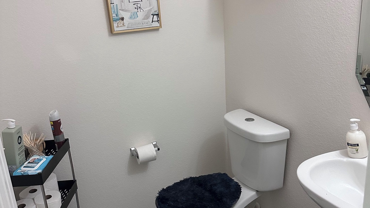 Photo of Bathroom in Clodine