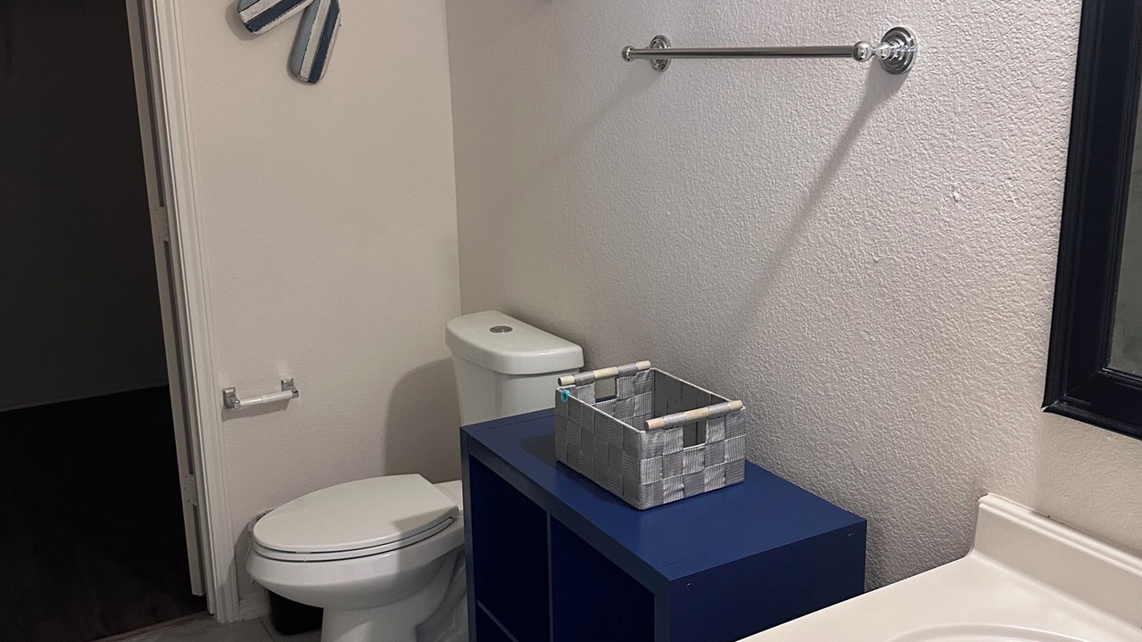 Photo of Bathroom in Clodine