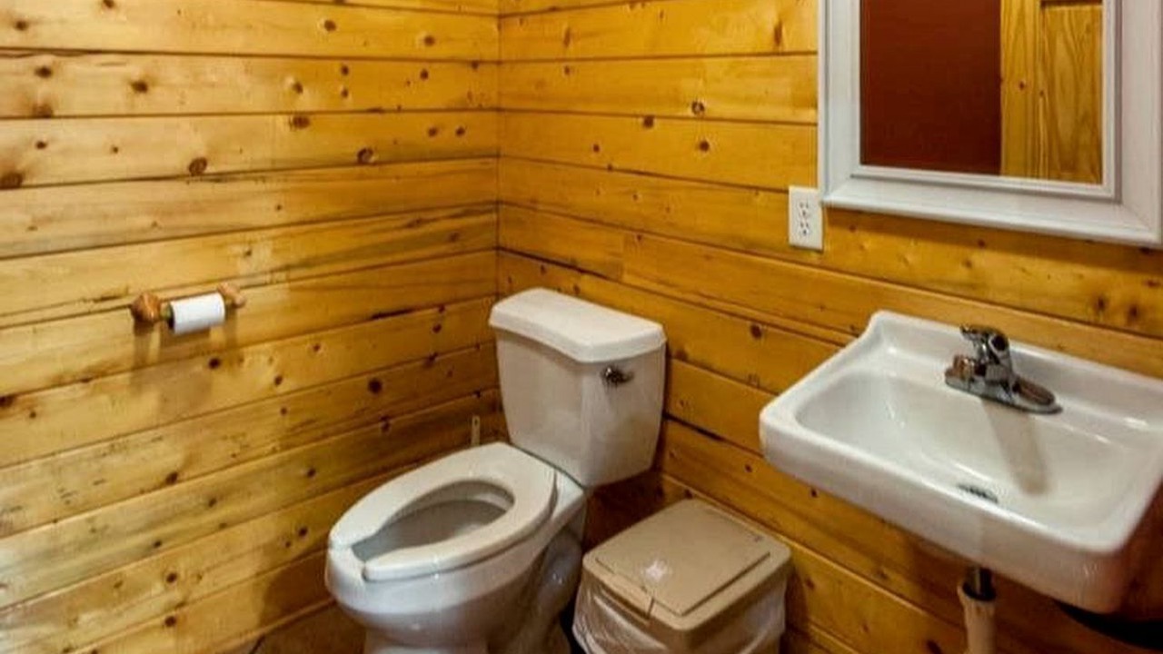 Photo of Bathroom in Woden