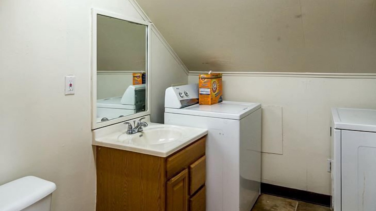 Photo of Bathroom in Woden