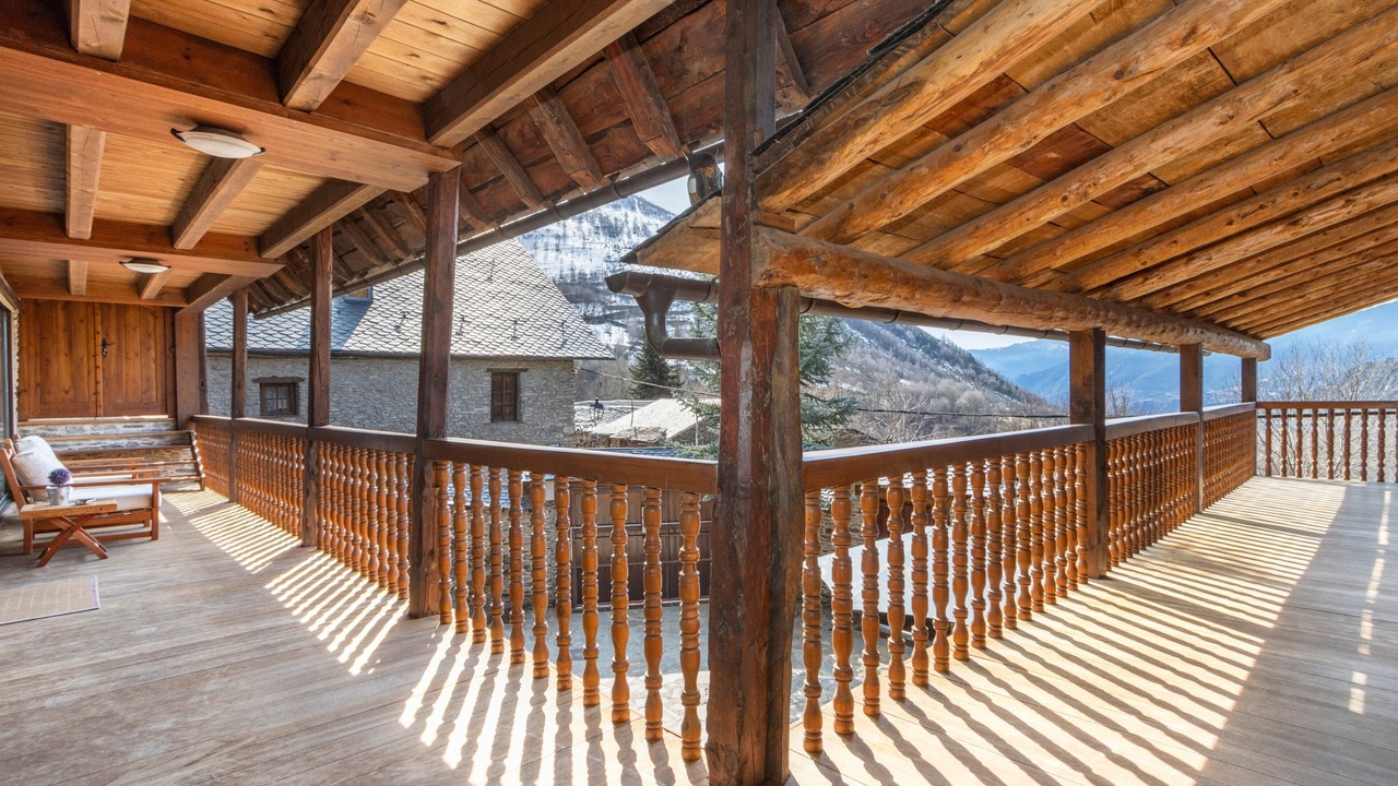 Photo of Patio Balcony in La Guingueta d'Aneu