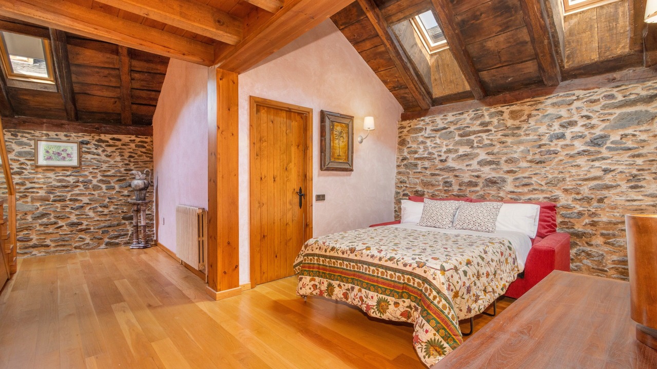 Photo of Bedroom in La Guingueta d'Aneu