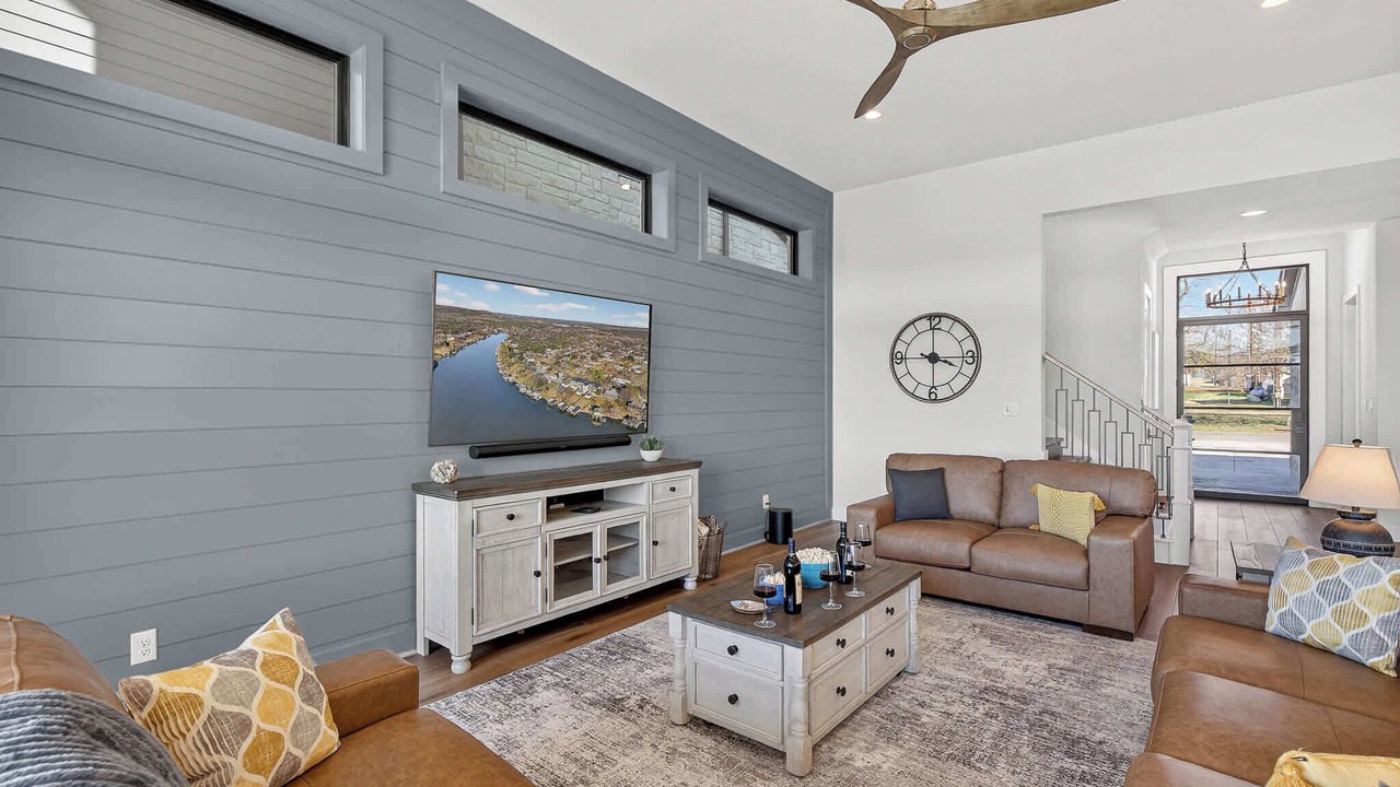 Photo of Livingroom in Burnet