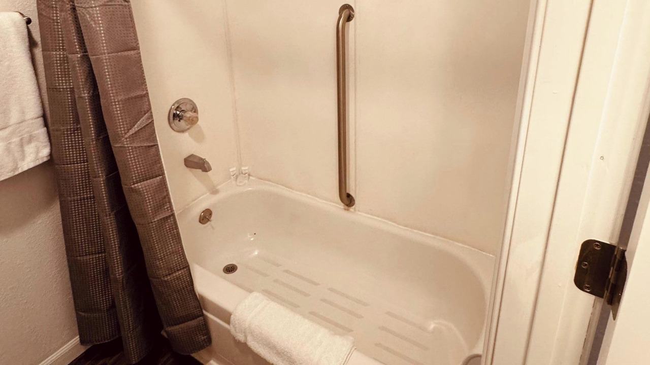 Photo of Bathroom in Brownsville