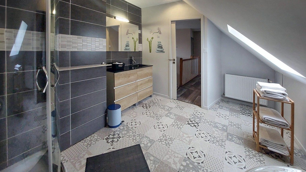 Photo of Bathroom in Roquetoire