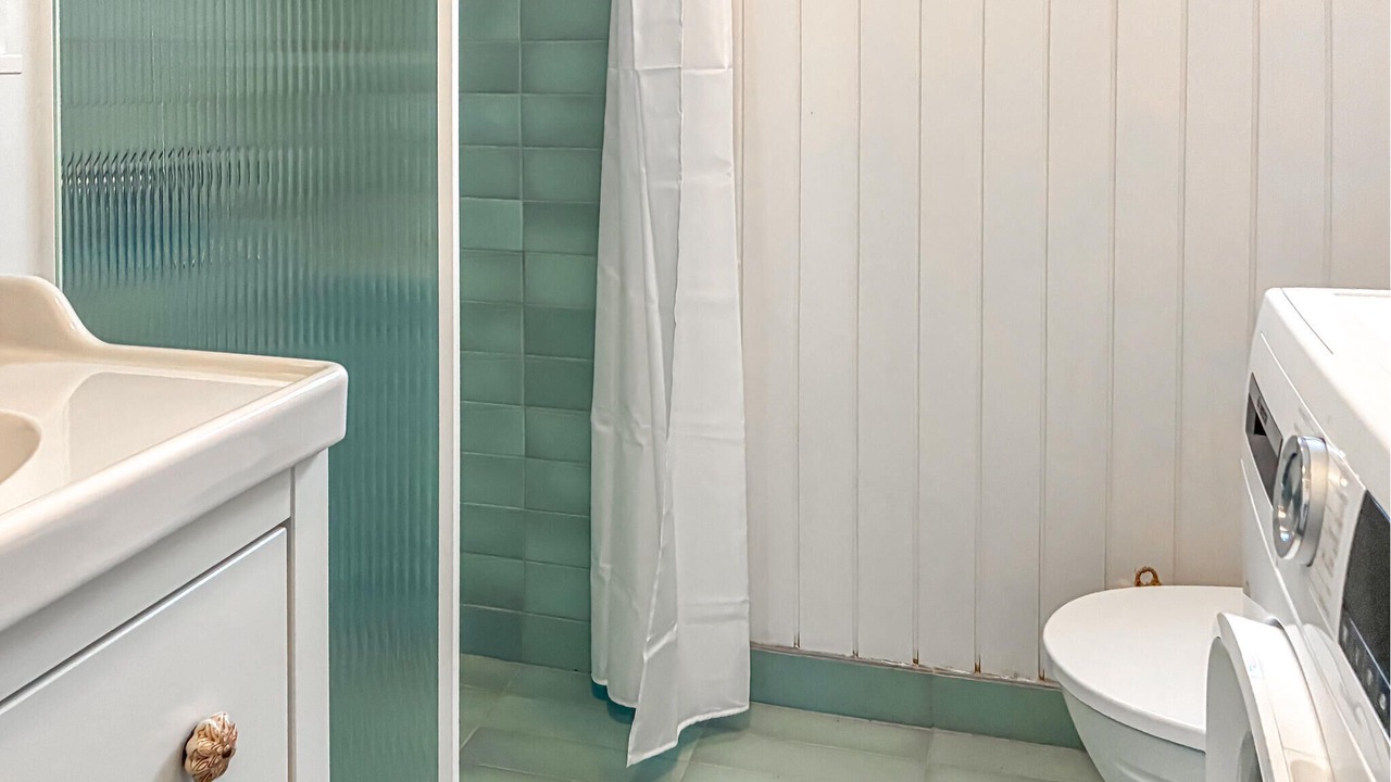 Photo of Bathroom in Frolunde