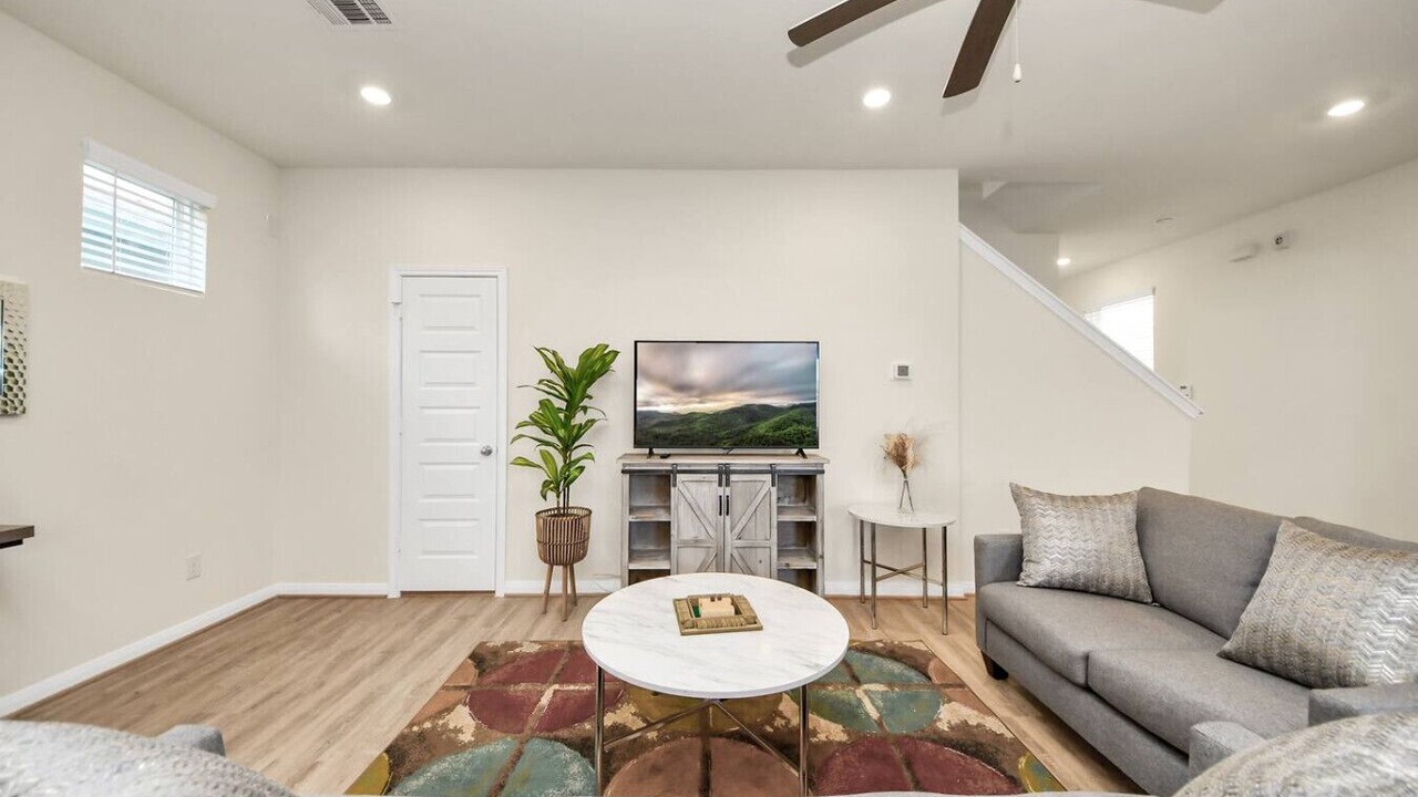 Photo of Livingroom in Houston