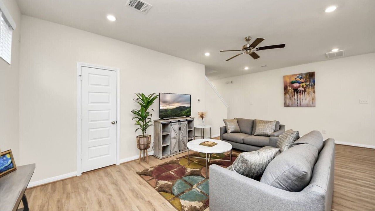 Photo of Livingroom in Houston