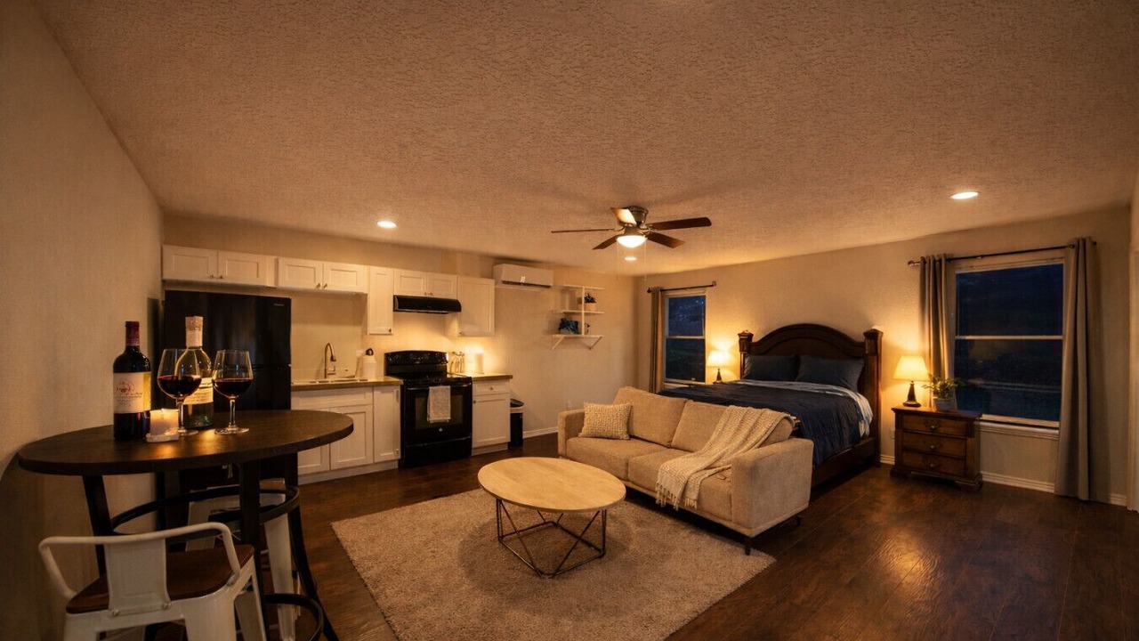 Photo of Livingroom in Barker
