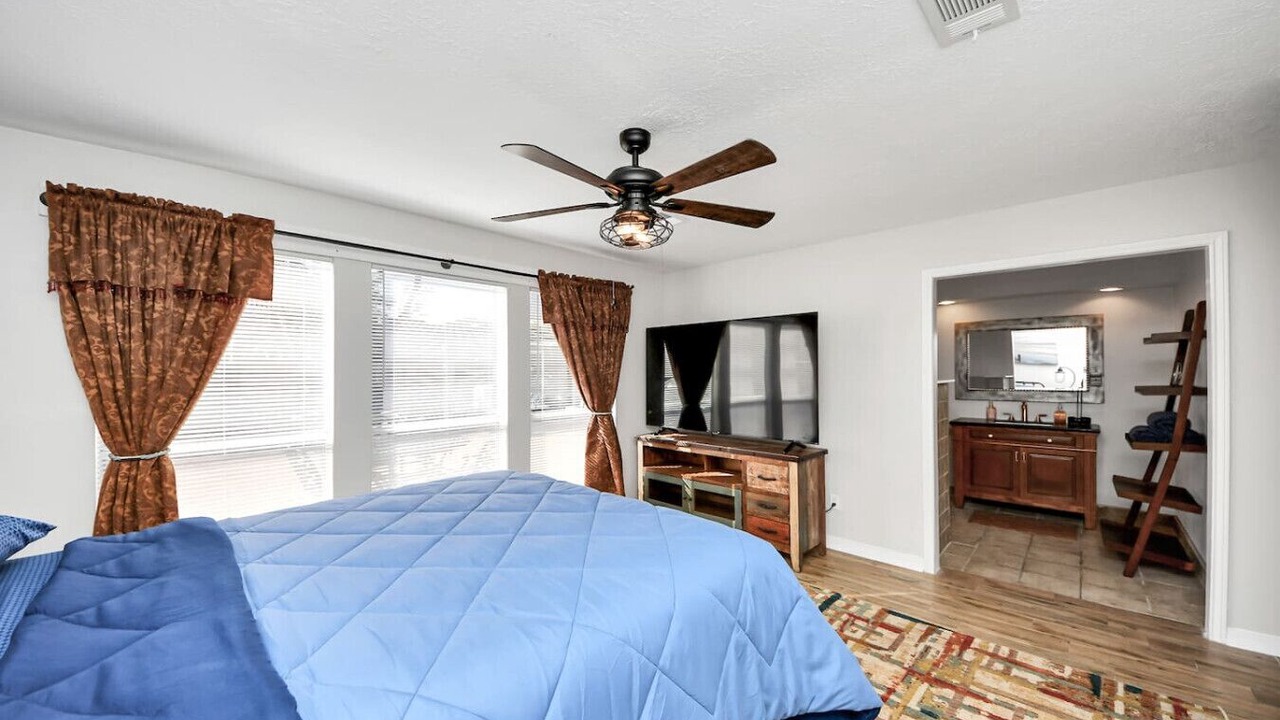 Photo of Bedroom in Barker