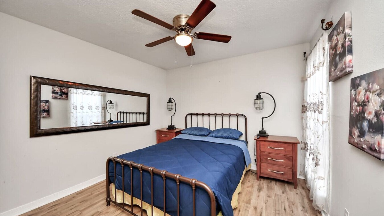 Photo of Bedroom in Barker