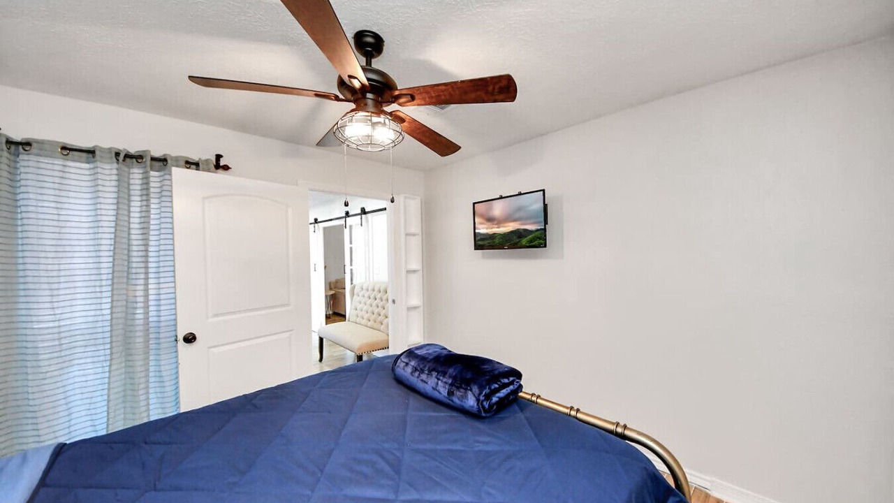Photo of Bedroom in Barker