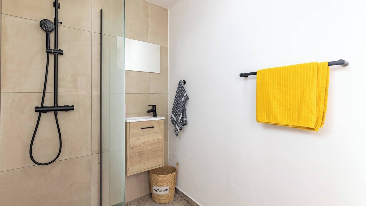 Photo of Bathroom in Torrent