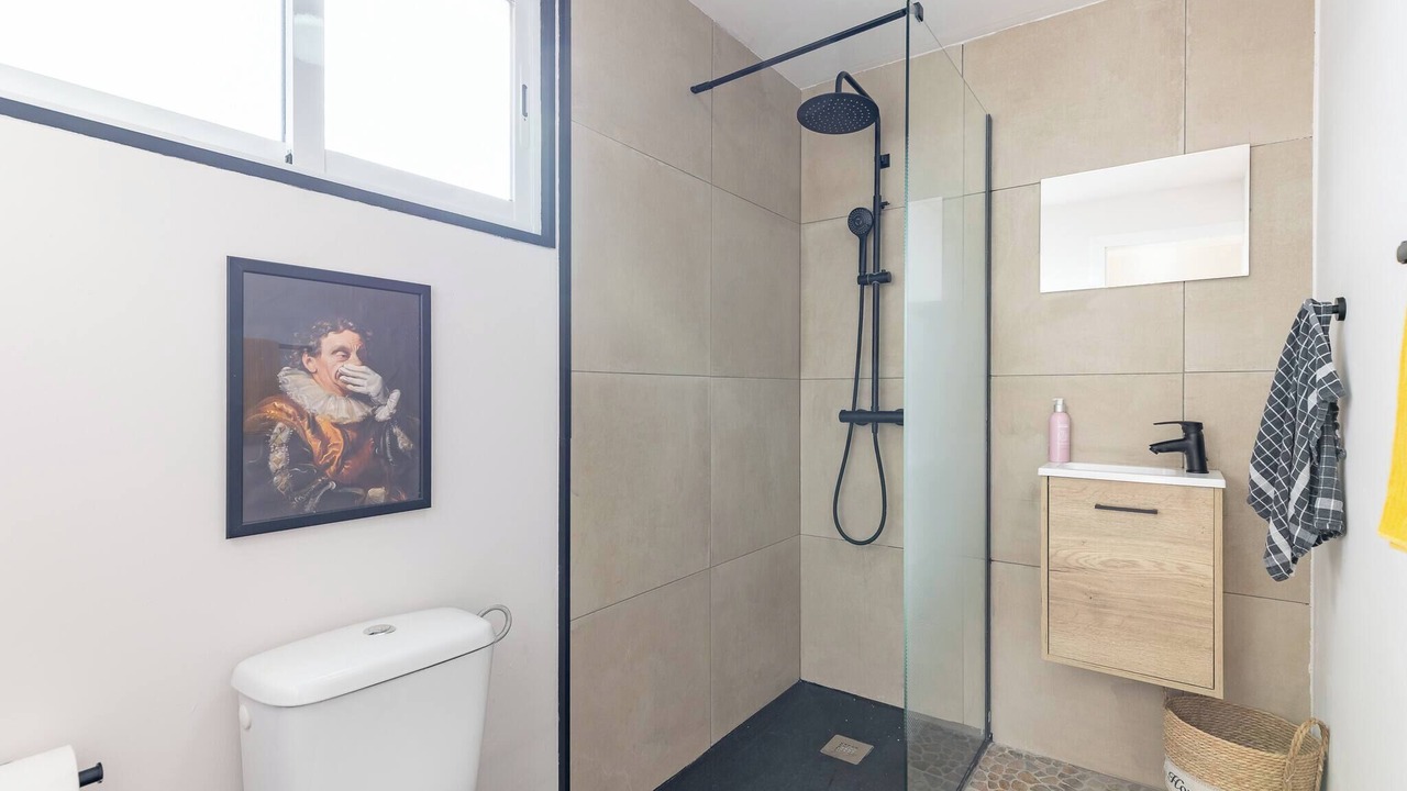 Photo of Bathroom in Torrent