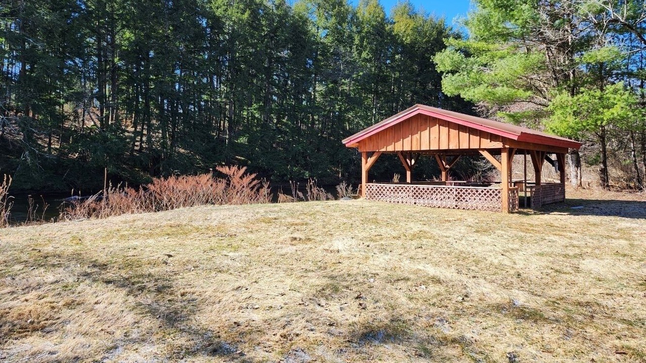 Photo of Outdoor in Johnsonville