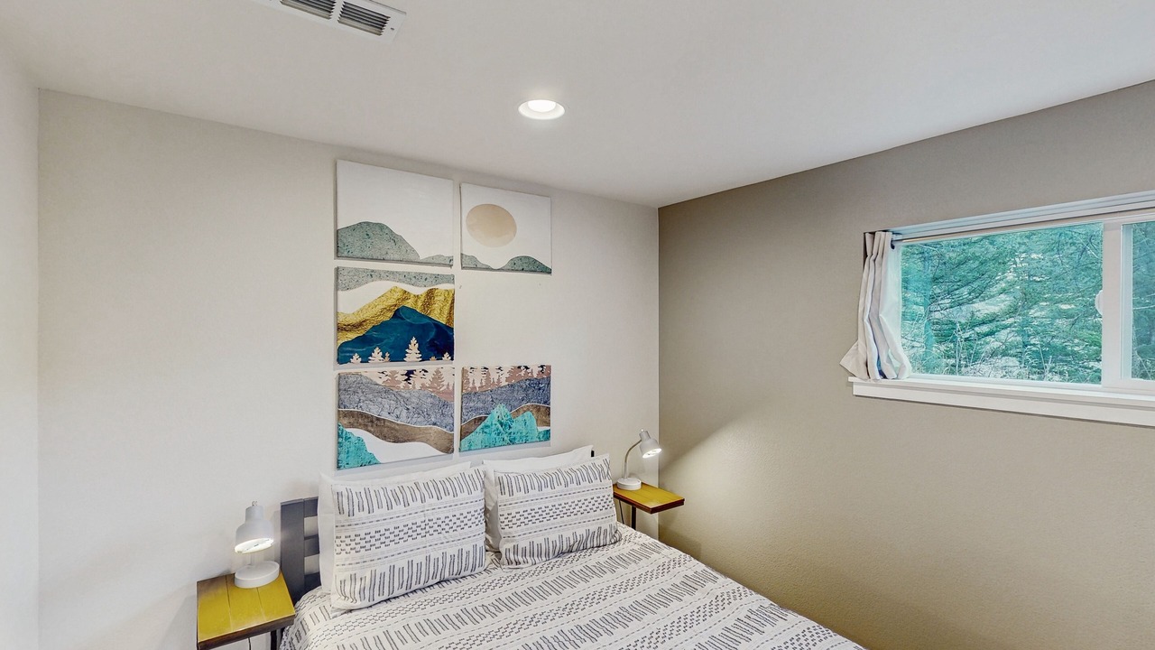 Photo of Bedroom in Green Mountain Falls