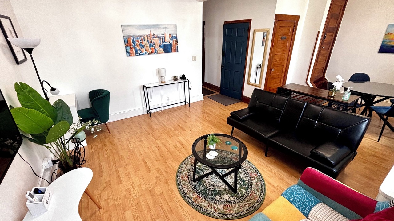 Photo of Livingroom in North Bergen