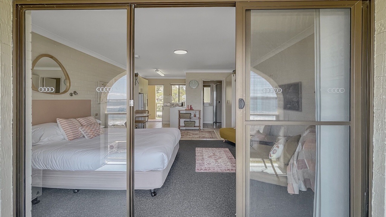 Photo of Others in Batehaven