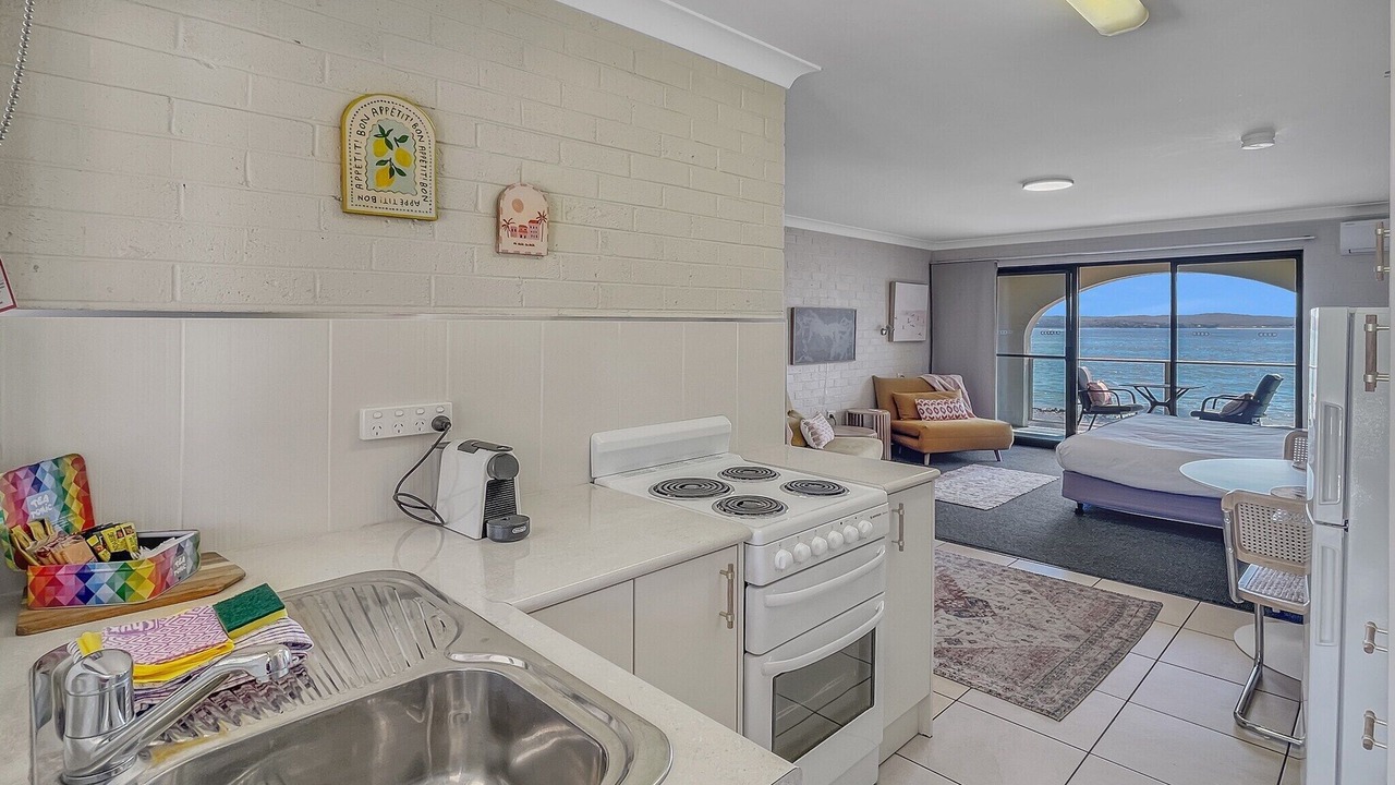 Photo of Others in Batehaven