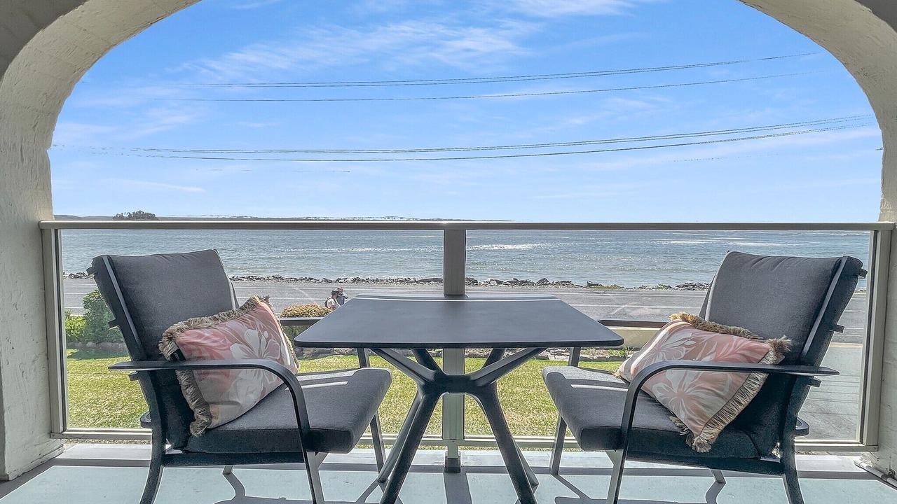 Photo of Patio Balcony in Batehaven