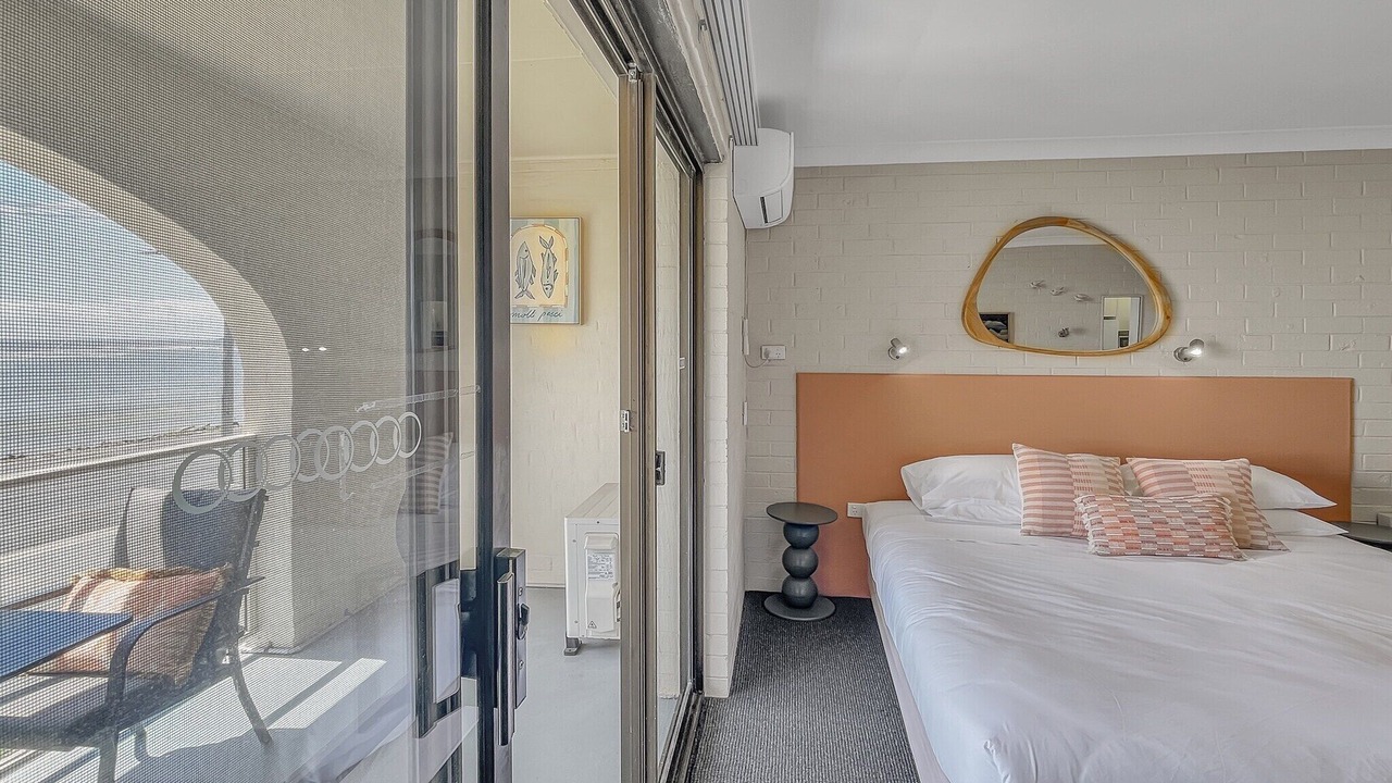 Photo of Others in Batehaven