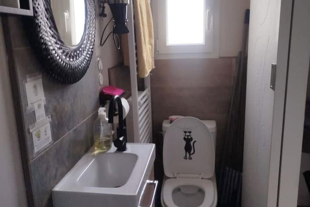 Photo of Bathroom in Bias