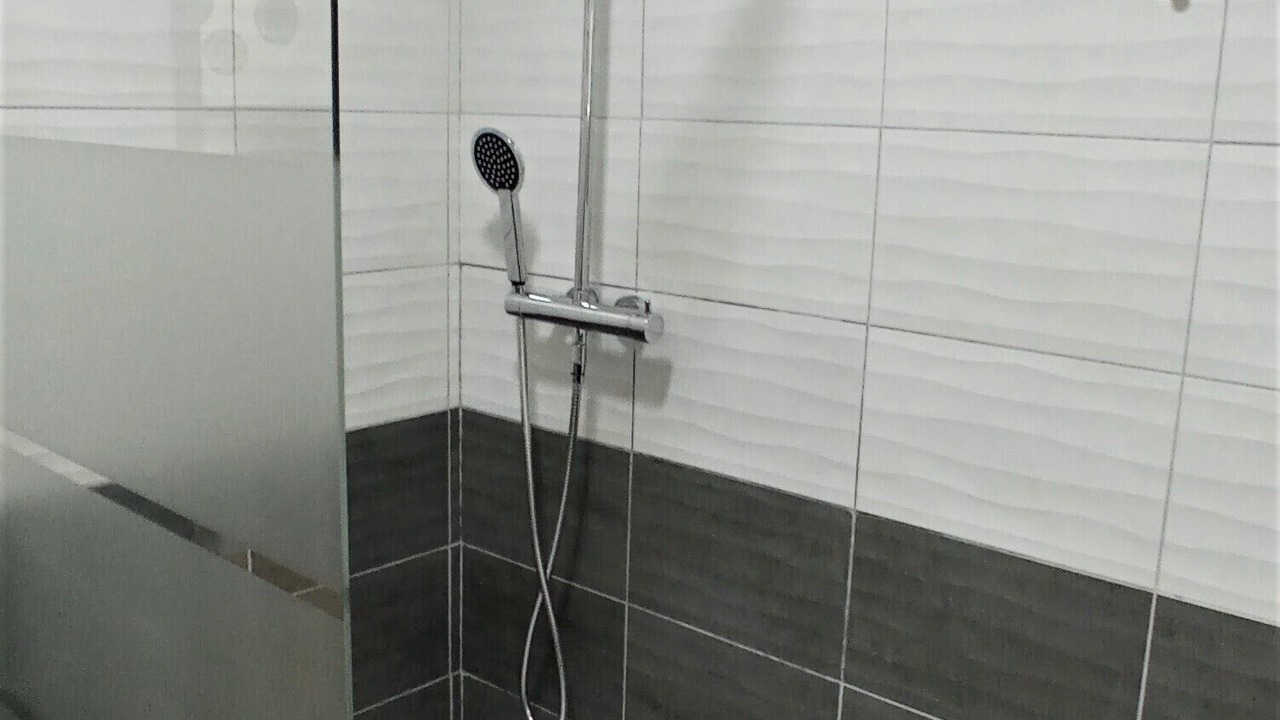 Photo of Bathroom in Saint-Julien-les-Rosiers