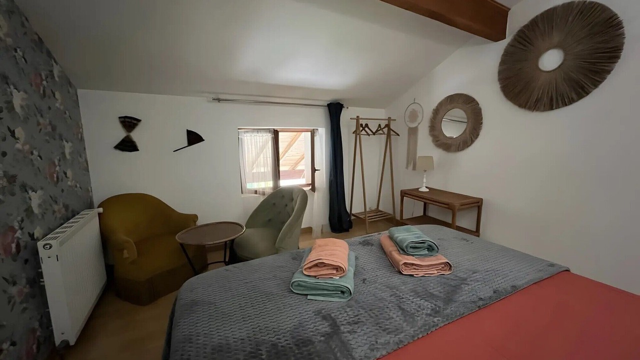 Photo of Bedroom in Lamagistere