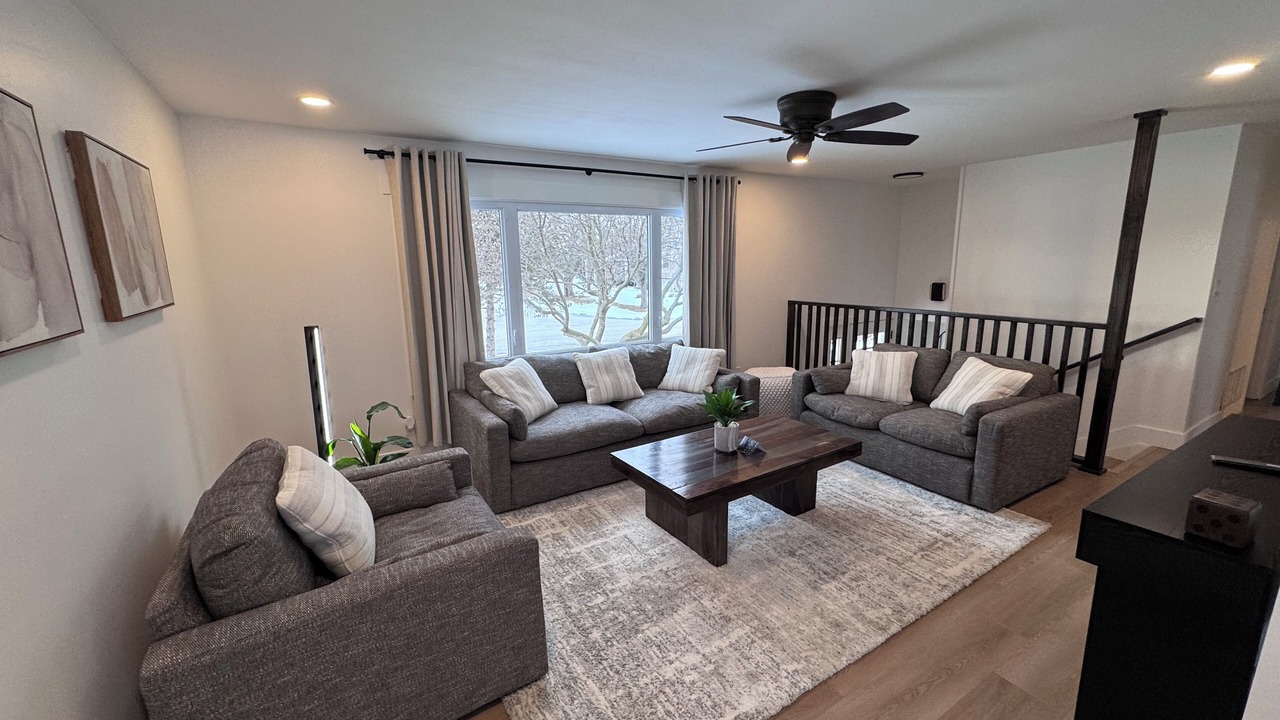 Photo of Livingroom in New Lenox