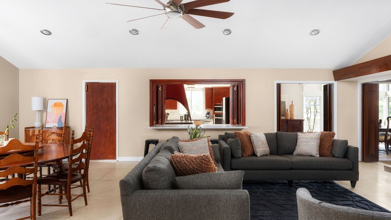 Photo of Livingroom in Seguin
