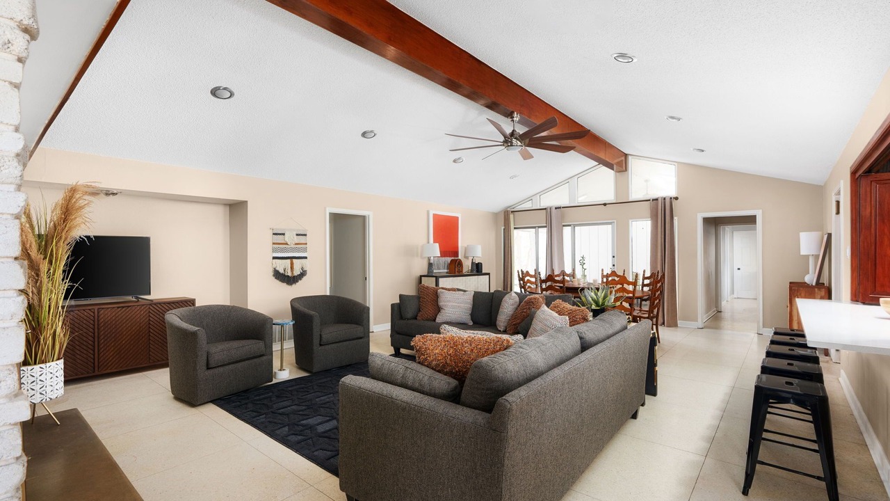 Photo of Livingroom in Seguin