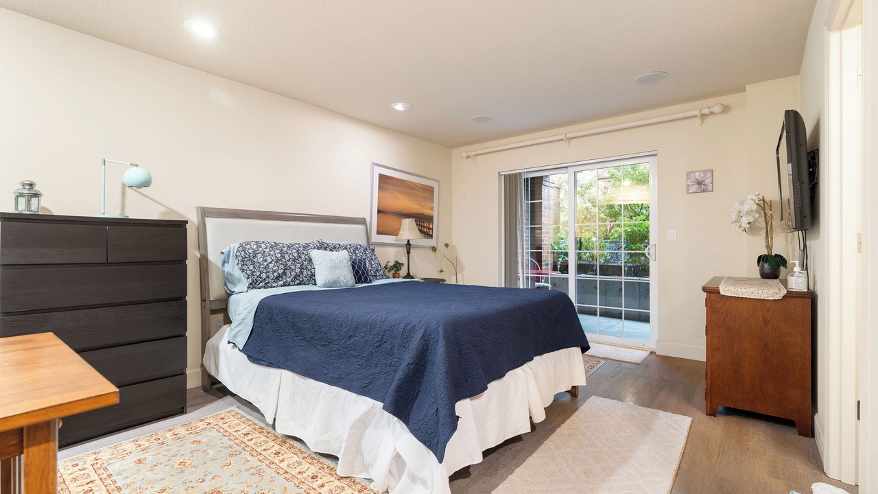 Photo of Bedroom in Orenco Station
