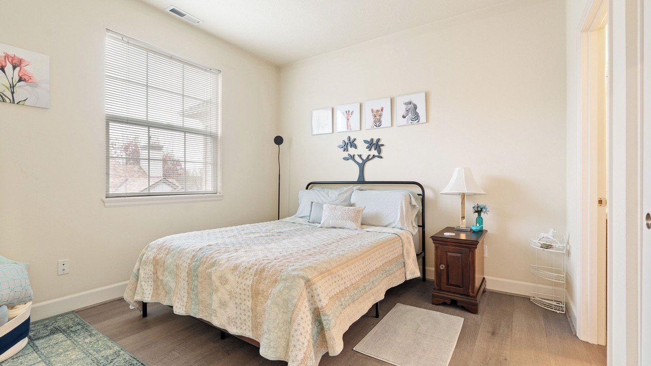 Photo of Bedroom in Orenco Station