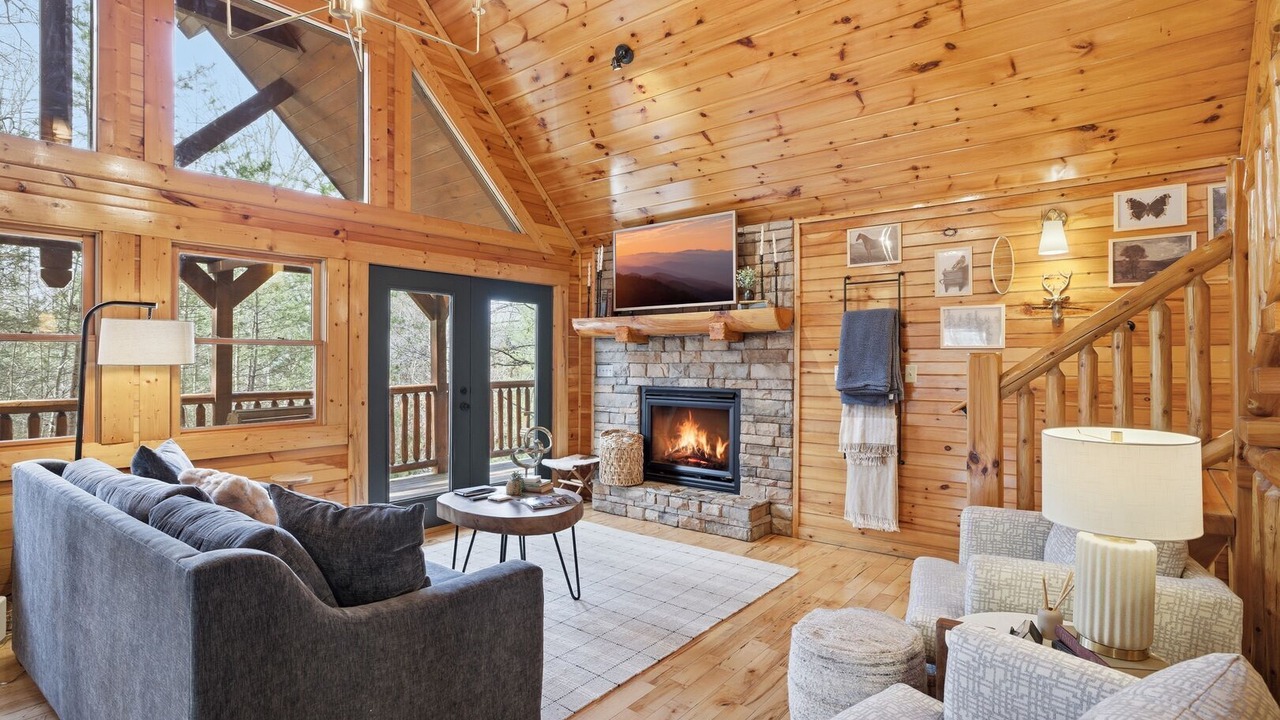 Photo of Livingroom in Hemlock Hills