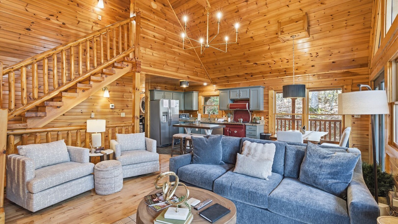 Photo of Livingroom in Hemlock Hills