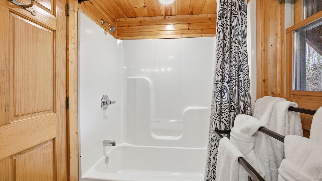 Photo of Bathroom in Hemlock Hills